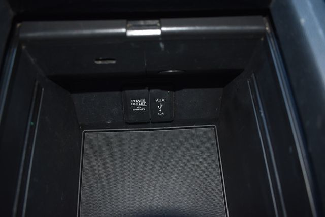 2017 Honda Ridgeline RTL-E 4x4 Crew Cab - 23011915 - 40