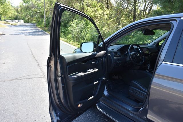 2017 Honda Ridgeline RTL-E 4x4 Crew Cab - 23011915 - 51