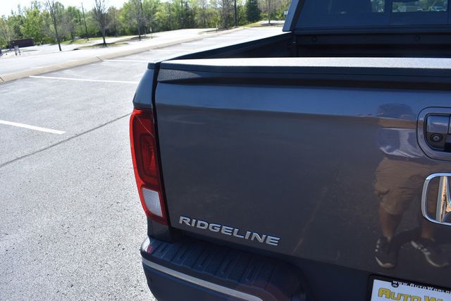 2017 Honda Ridgeline RTL-E 4x4 Crew Cab - 23011915 - 56