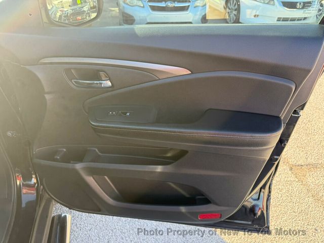 2017 Honda Ridgeline RTL-T 4x2 Crew Cab - 22988418 - 16