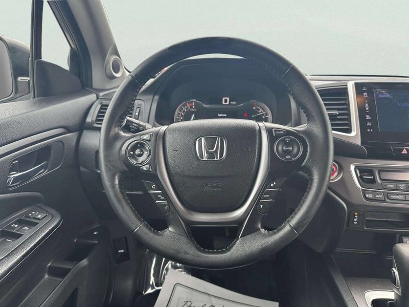 2017 Honda Ridgeline RTL-T 4x4 Crew Cab - 23026738 - 18