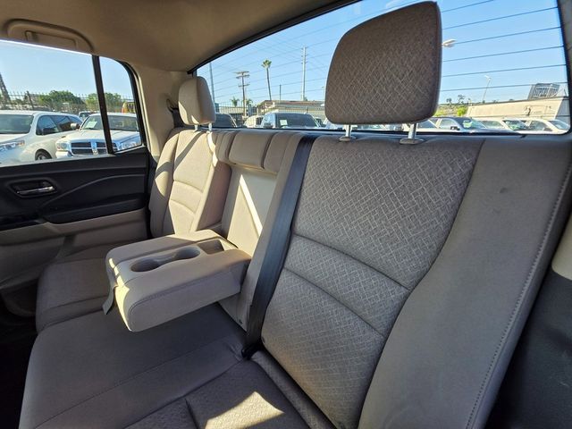 2017 Honda Ridgeline RTS 4x2 Crew Cab - 22951078 - 16