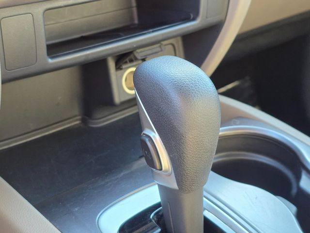 2017 Honda Ridgeline RTS 4x2 Crew Cab - 22951078 - 29