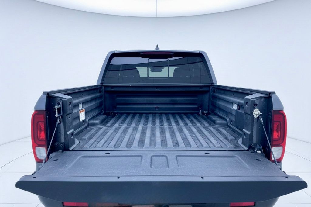 2017 Honda Ridgeline RTS 4x4 Crew Cab - 22973811 - 17