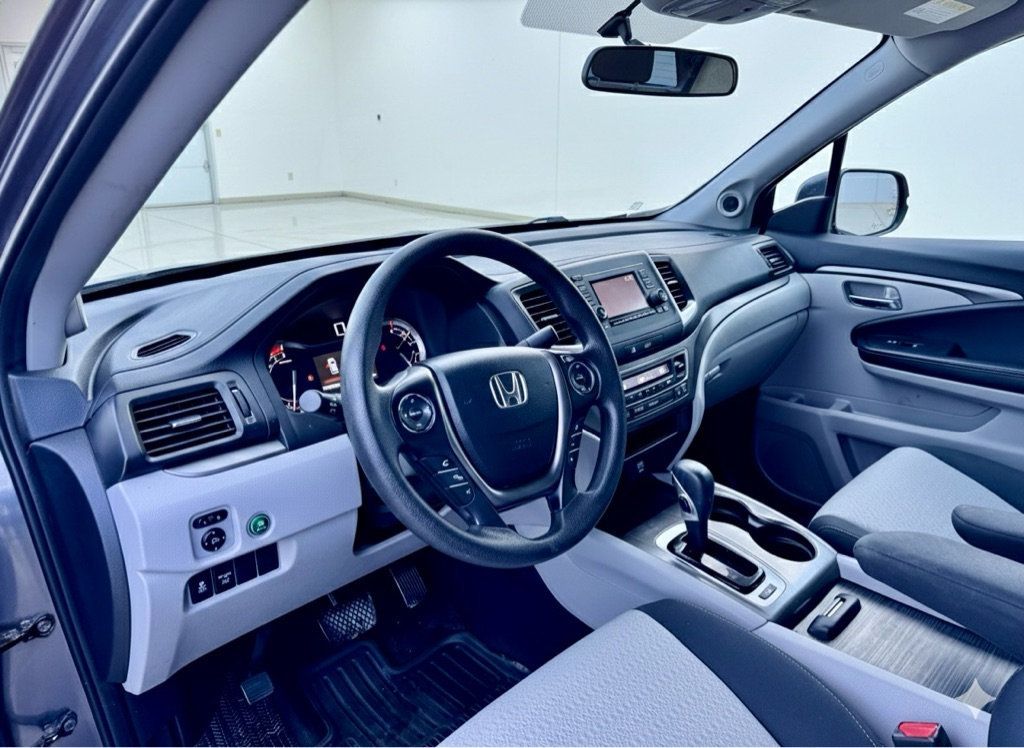 2017 Honda Ridgeline RTS 4x4 Crew Cab - 23012066 - 8