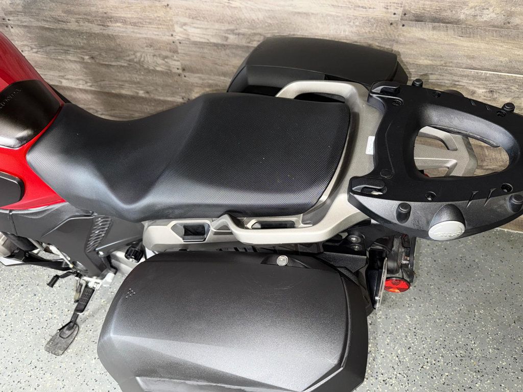 2017 Honda VFR1200X SUPER CLEAN! - 22904173 - 12