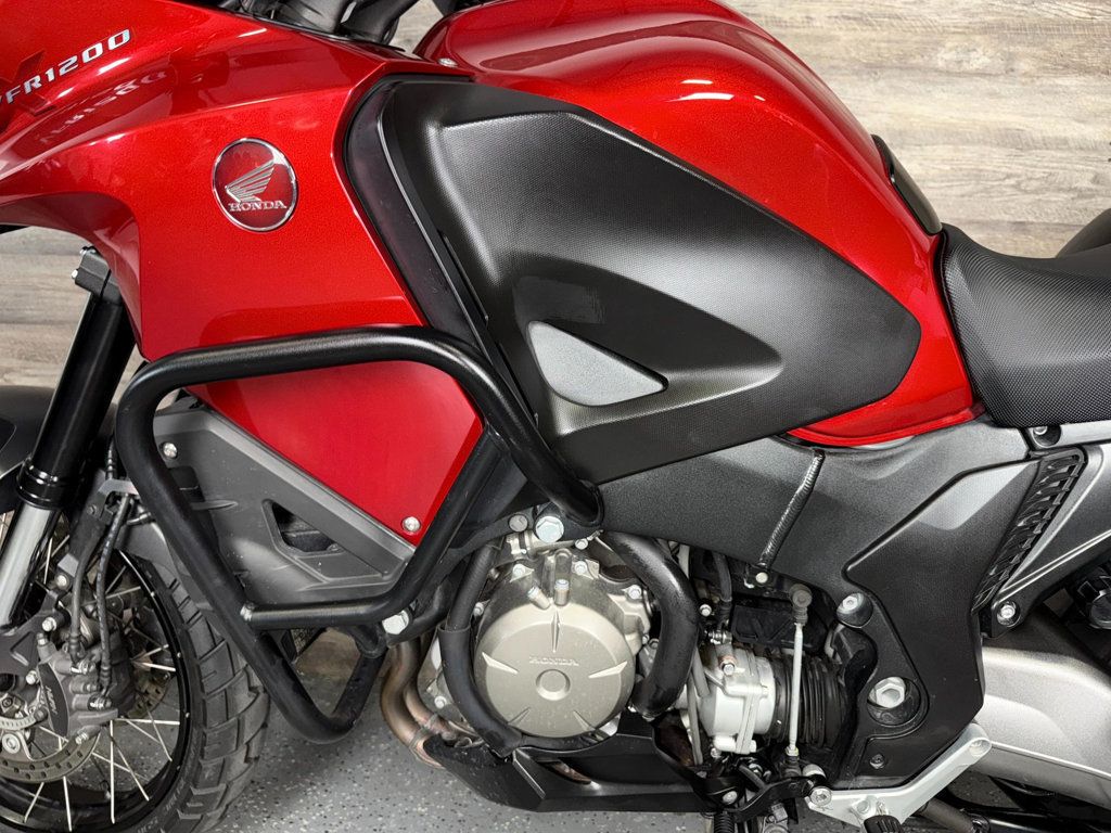 2017 Honda VFR1200X SUPER CLEAN! - 22904173 - 14