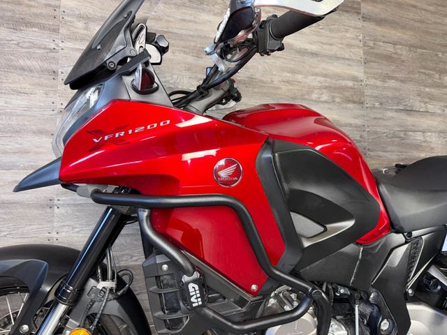 2017 Honda VFR1200X SUPER CLEAN! - 23002929 - 14