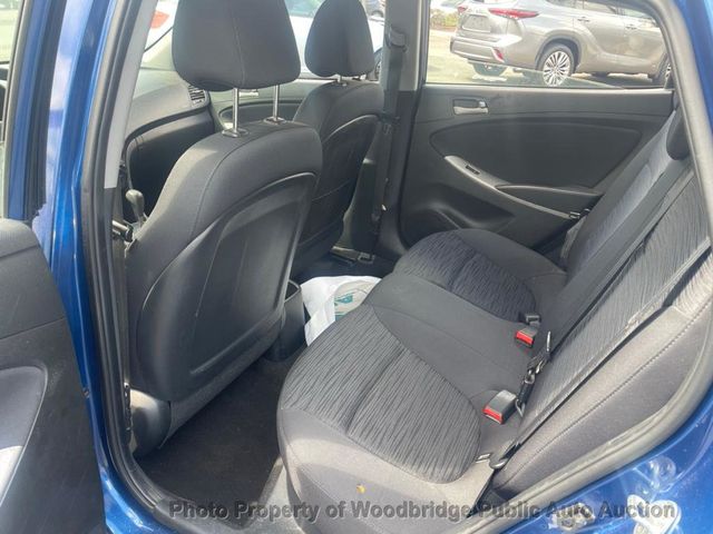 2017 Hyundai Accent SE Hatchback Automatic - 23019328 - 8
