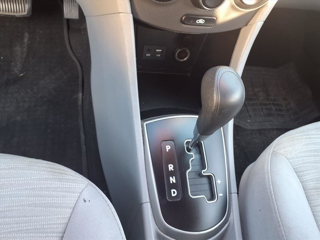 2017 Hyundai Accent SE Hatchback Automatic - 22918792 - 9