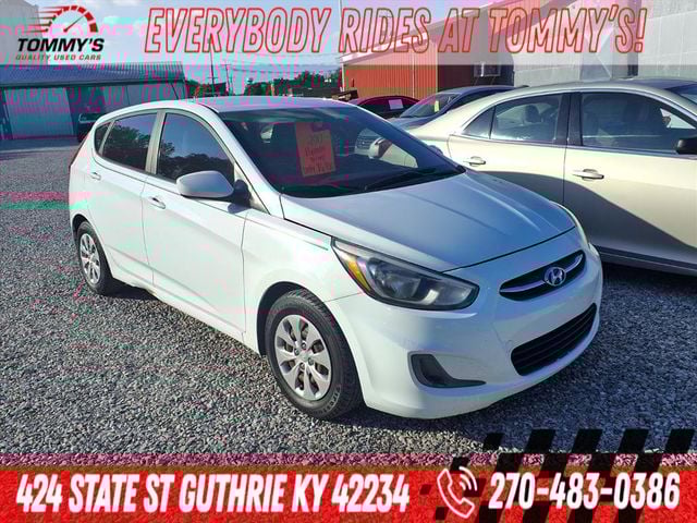 2017 Hyundai Accent SE Hatchback Automatic - 22989435 - 0