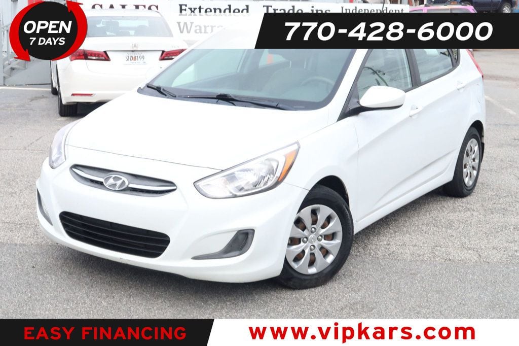 2017 Hyundai Accent SE Hatchback Manual - 22710471 - 0