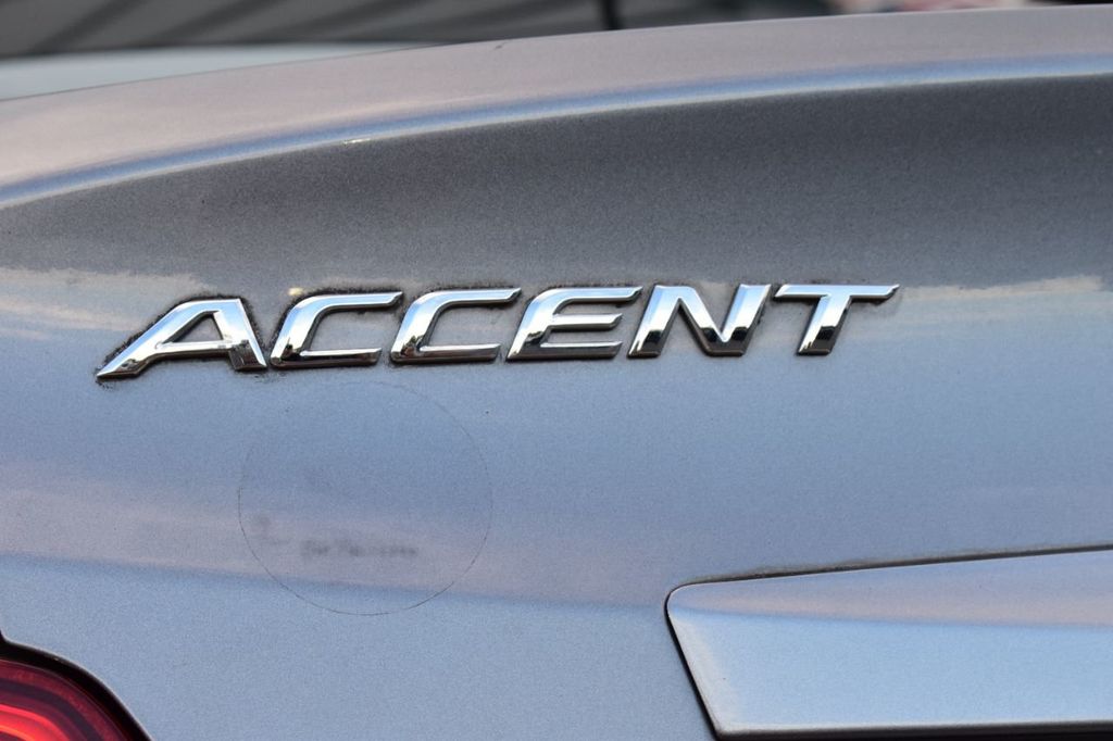 2017 Hyundai Accent SE Sedan Automatic - 21552502 - 43