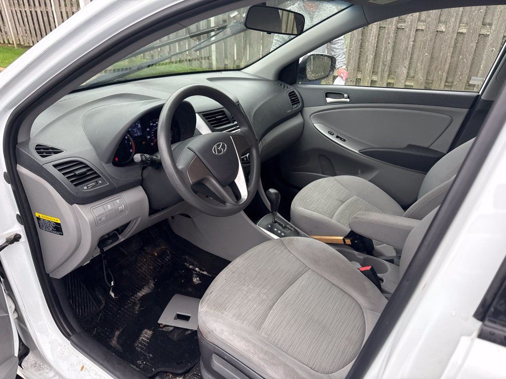 2017 Hyundai Accent SE Sedan Automatic - 23095902 - 6