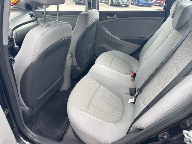 2017 Hyundai Accent Value Edition Sedan Automatic - 23061958 - 6