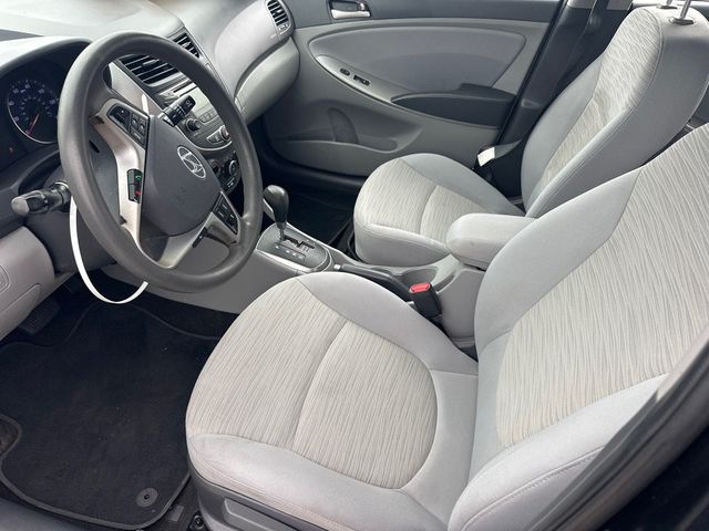 2017 Hyundai Accent Value Edition Sedan Automatic - 23061958 - 7