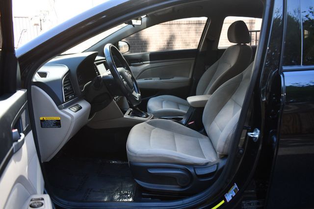 2017 Hyundai Elantra ECO 1.4T DCT - 22927520 - 17