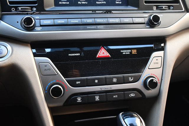 2017 Hyundai Elantra ECO 1.4T DCT - 22927520 - 21
