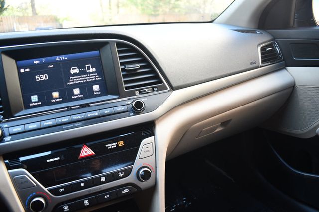 2017 Hyundai Elantra ECO 1.4T DCT - 22927520 - 24