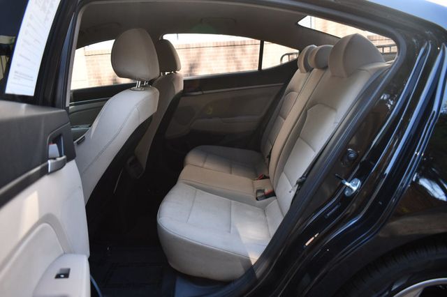 2017 Hyundai Elantra ECO 1.4T DCT - 22927520 - 31