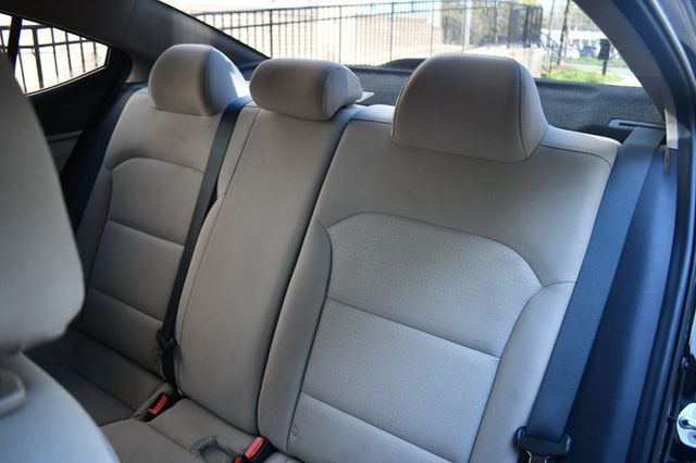 2017 Hyundai Elantra ECO 1.4T DCT - 22927520 - 32