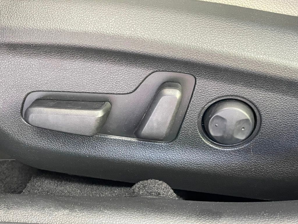 2017 Hyundai Elantra Limited 2.0L Automatic - 22919604 - 15