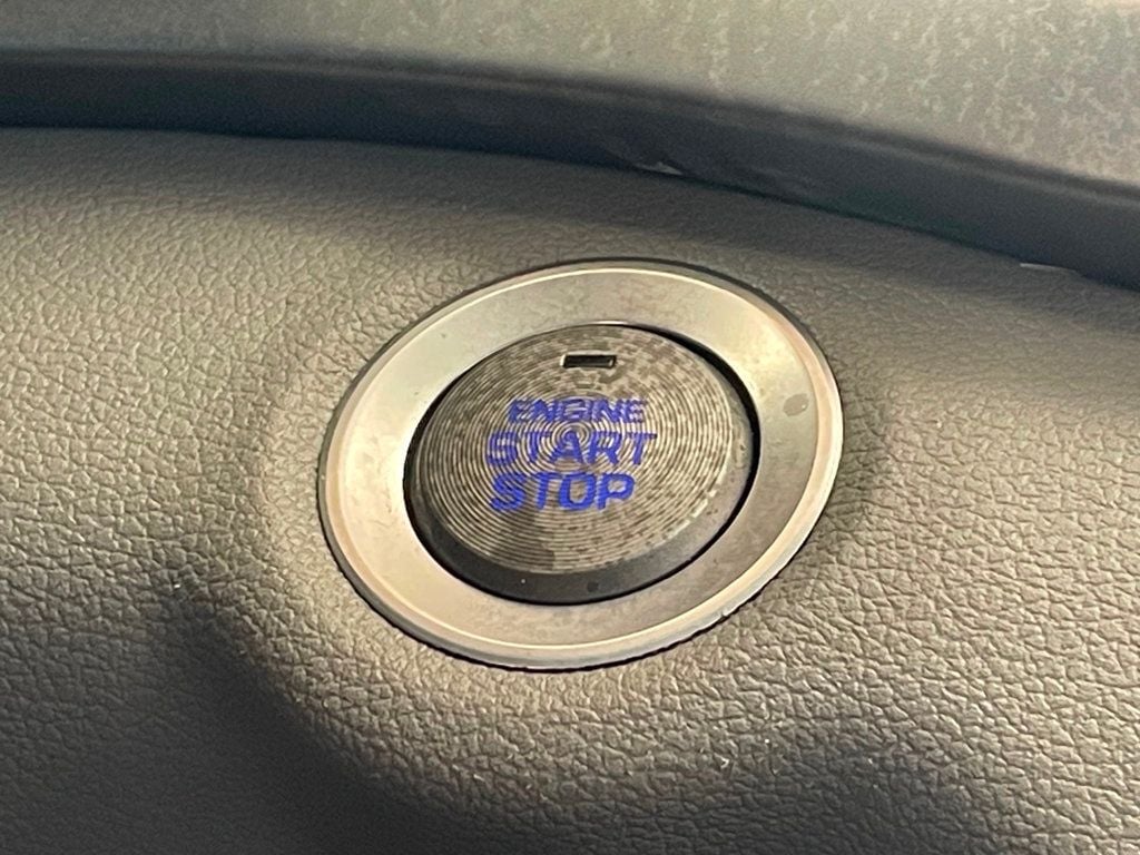 2017 Hyundai Elantra Limited 2.0L Automatic - 22919604 - 33