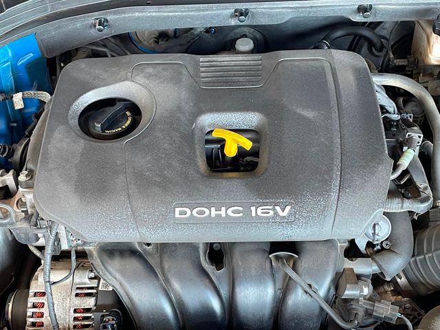 2017 Hyundai Elantra Limited 2.0L Automatic - 22919604 - 43