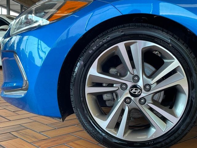 2017 Hyundai Elantra Limited 2.0L Automatic - 22919604 - 4