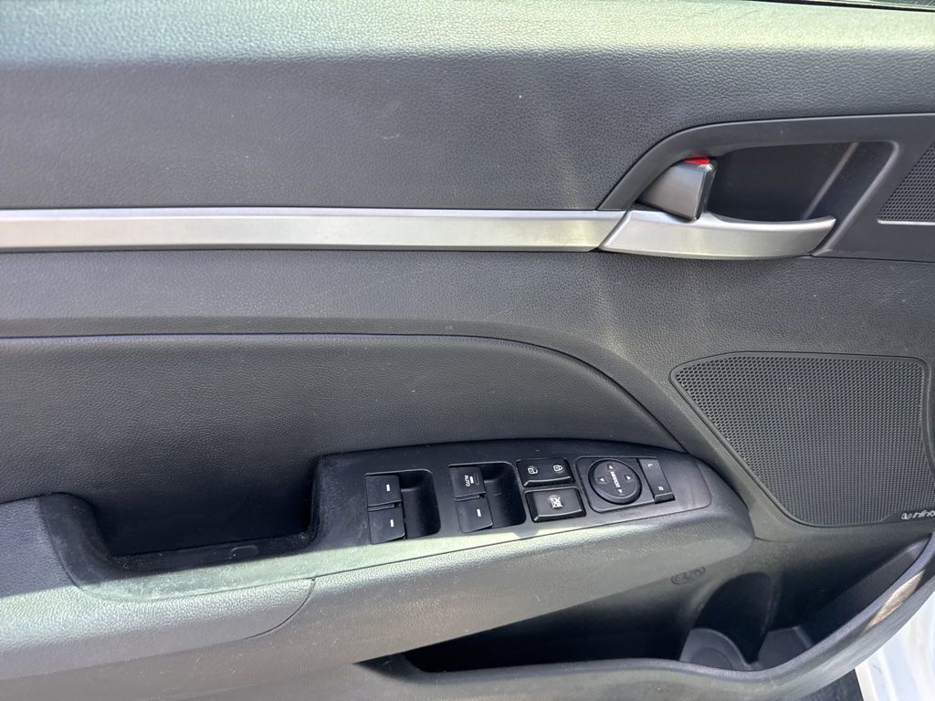 2017 Hyundai Elantra Limited 2.0L Automatic - 23027584 - 8