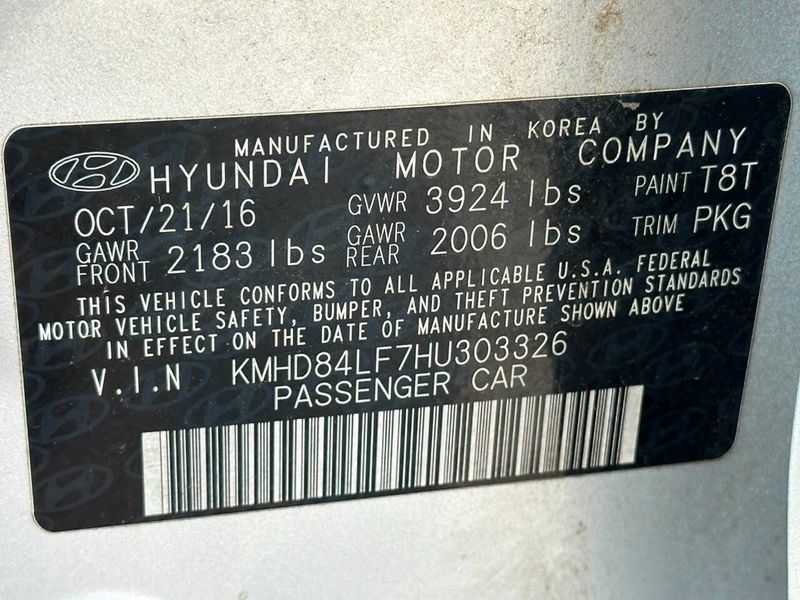 2017 Hyundai Elantra Limited 4dr Sedan - 22895287 - 12