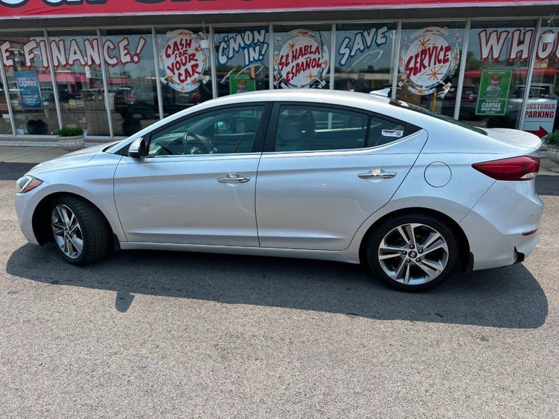 2017 Hyundai Elantra Limited 4dr Sedan - 22895287 - 1