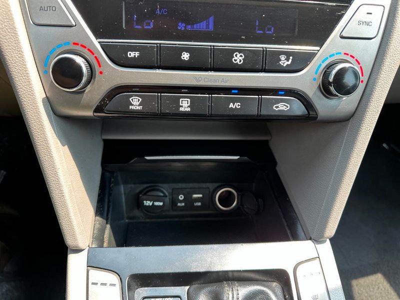 2017 Hyundai Elantra Limited 4dr Sedan - 22895287 - 41