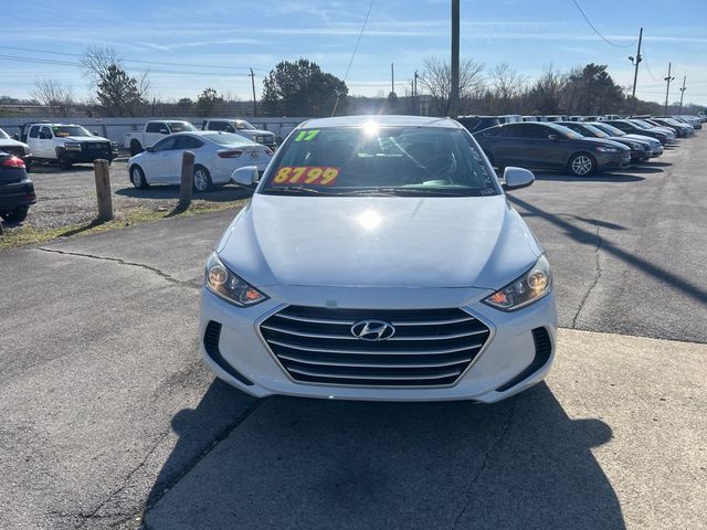 2017 Hyundai Elantra SE - 22975218 - 1