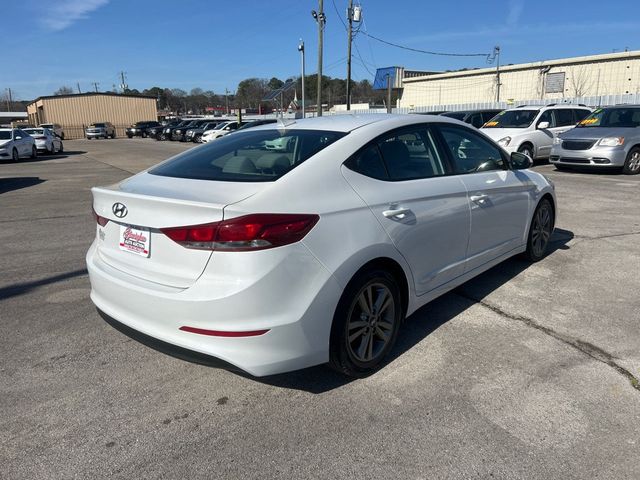 2017 Hyundai Elantra SE - 22975218 - 3