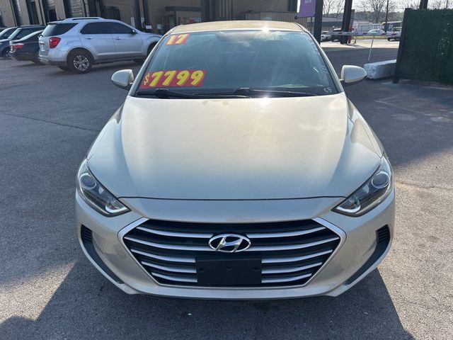 2017 Hyundai Elantra SE - 23003757 - 1