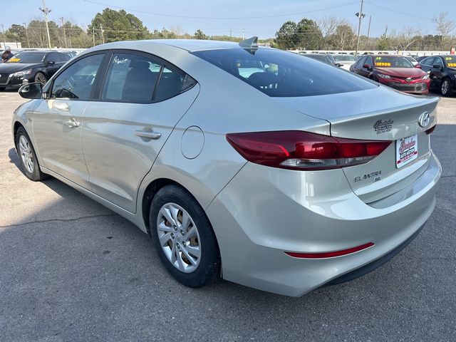 2017 Hyundai Elantra SE - 23003757 - 5