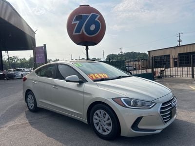 2017 Hyundai Elantra - KMHD74LF3HU083279