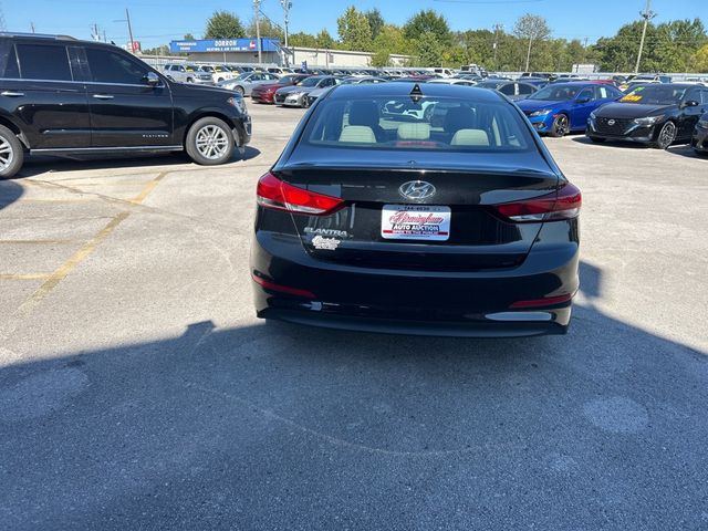 2017 Hyundai Elantra SE - 23089014 - 4
