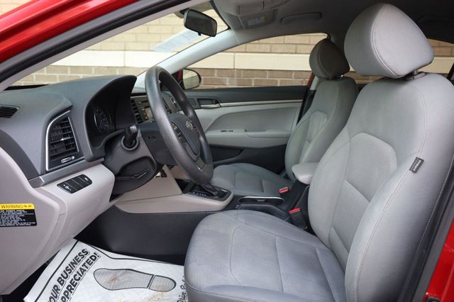 2017 Hyundai Elantra SE - 23060185 - 13