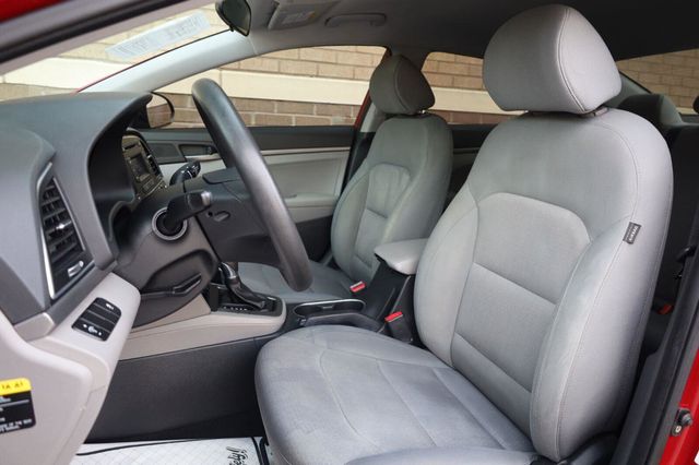 2017 Hyundai Elantra SE - 23060185 - 14