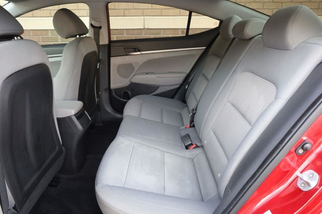 2017 Hyundai Elantra SE - 23060185 - 17
