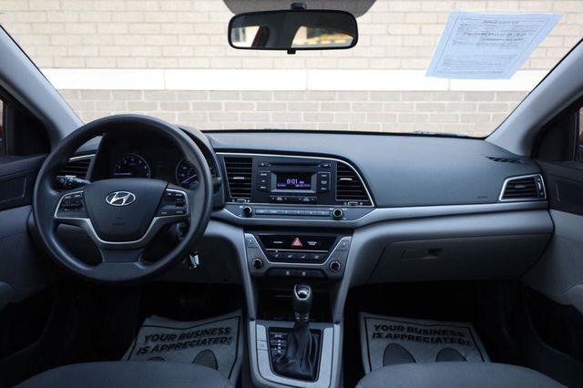 2017 Hyundai Elantra SE - 23060185 - 26