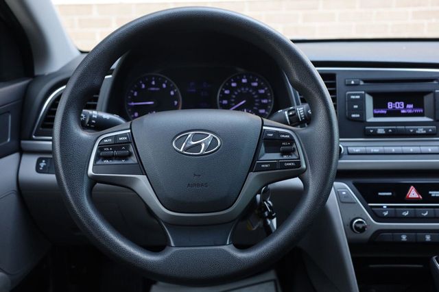 2017 Hyundai Elantra SE - 23060185 - 27