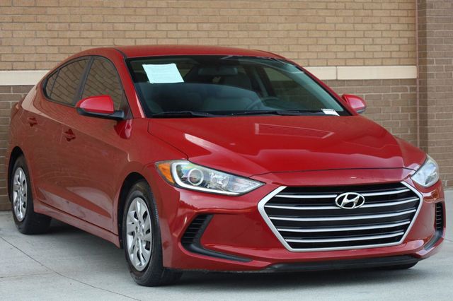 2017 Hyundai Elantra SE - 23060185 - 4