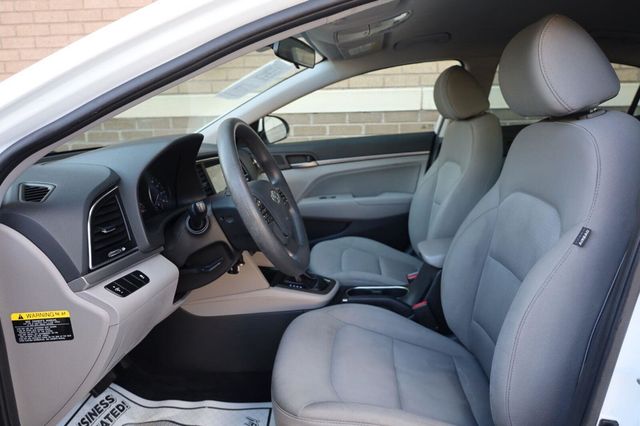 2017 Hyundai Elantra SE - 23075493 - 15