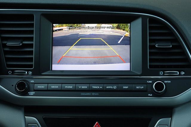 2017 Hyundai Elantra SE - 23075493 - 33