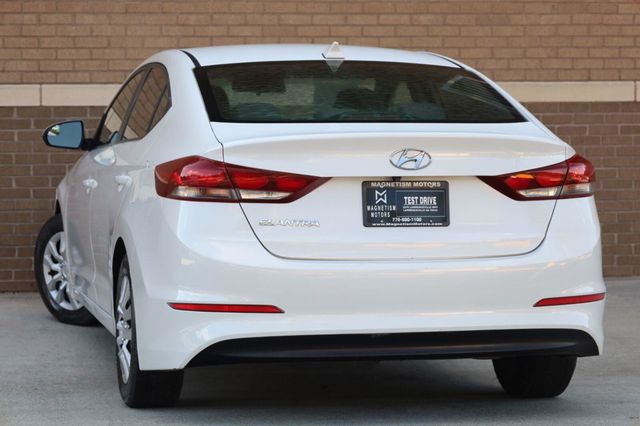 2017 Hyundai Elantra SE - 23075493 - 7