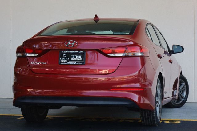 2017 Hyundai Elantra SE - 23079124 - 10