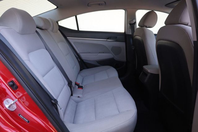 2017 Hyundai Elantra SE - 23079124 - 21